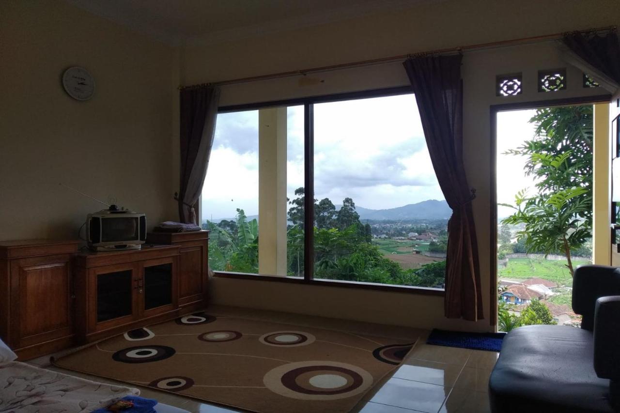 Penginapan Pondok Jurang Ciwidey Syariah Panundaan Exterior photo
